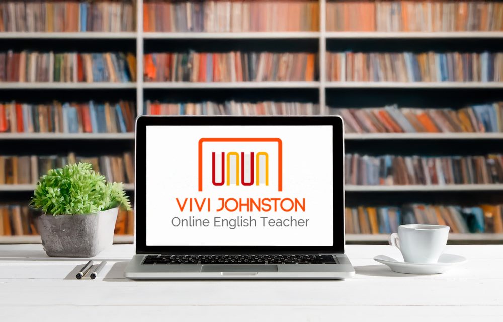 Logotipo personalizado |  Vivi Johnston - Professora de Inglês On-line